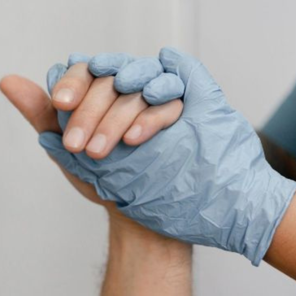 Reasons to Trust the Best Gynae Oncologist in Delhi for Your Cancer Surgery | Dr. Divya Sehra